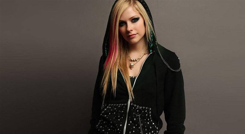 Zakaj je Avril Lavigne najbolj nevarna slavna oseba na spletu
