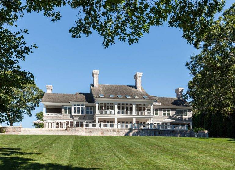 Beyoncé in Jay-Z kupila še vilo v prestižni soseski Hamptons