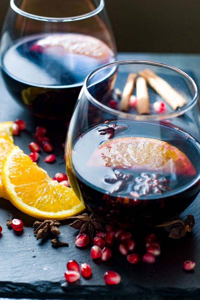 Zimski okusi: Kuhano vino z granatnim jabolkom