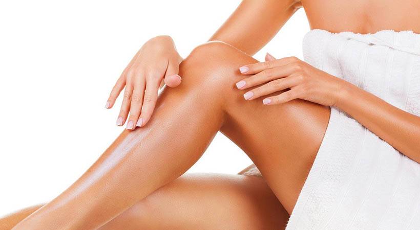 Dermatologi svetujejo: 4 najboljša olja proti povešeni koži