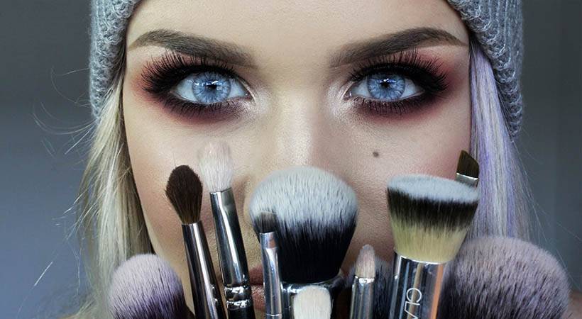 7 makeup trikov, ki jih mora poznati vsaka dama