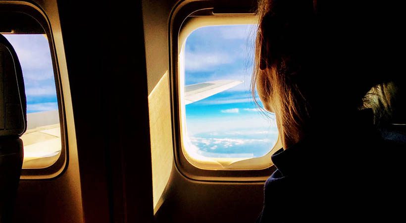 Letenje z letalom: Kako negativno vpliva na tvoje telo