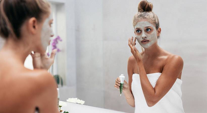 Lepotna dilema: Ali lahko pretiravaš z maskami za obraz?