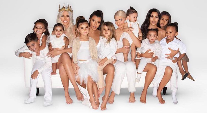 Kardashian-Jenner družina zopet v pričakovanju dojenčka!