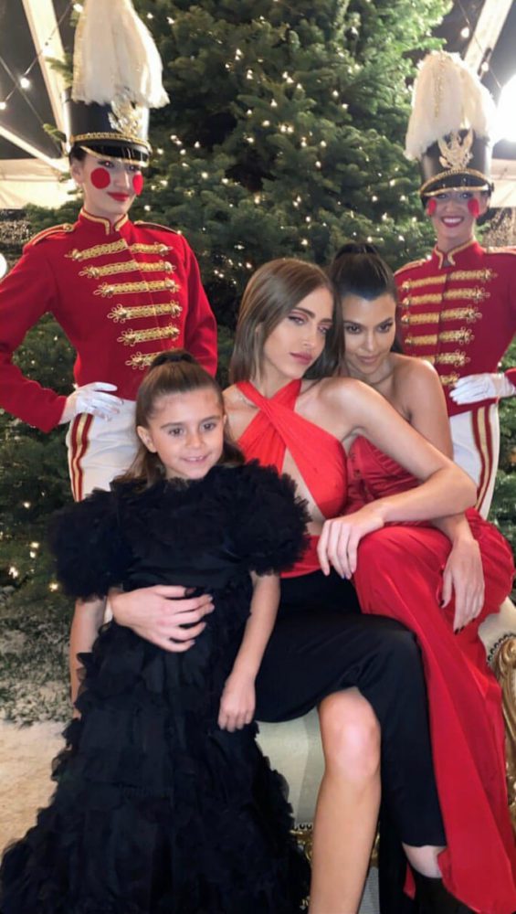 TAKO je bilo na letošnji božični zabavi družine Kardashian-Jenner