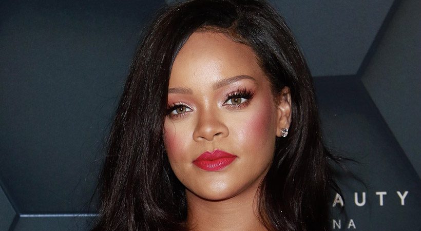 Pevka Rihanna vstopa tudi v svet negovalne kozmetike!