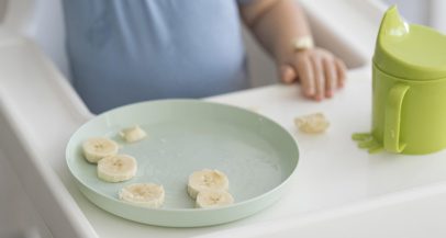 Mama na TikToku pokazala izjemen "bananina lizika" trik za majhne otroke