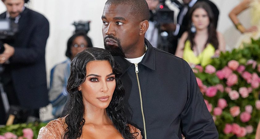 Je Kanye West kar sam razkril, da je prevaral Kim Kardashian?