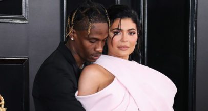 Se je Kylie Jenner na skrivaj poročila?