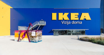 IKEA s čiščenjem obale v Strunjanu lansirala novo kolekcijo trajnostnih izdelkov KÅSEBERGA