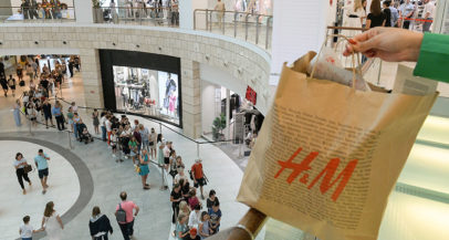 Vrsta pred trgovino H&M v Rusiji
