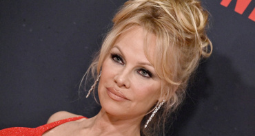Pamela Anderson - Modna.si
