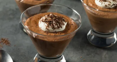 Viralni recept: Beljakovinski čokoladni mousse iz tofuja - Modna.si