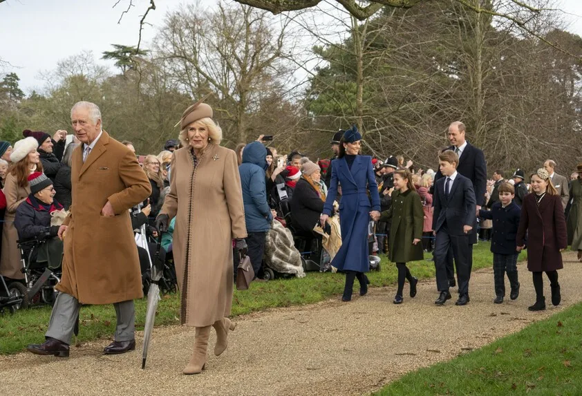 Kralj Charles, Camilla, Kate Middleton, princ William - Modna.si