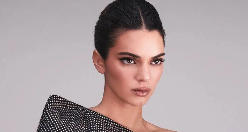 Kendall Jenner - Modna.si