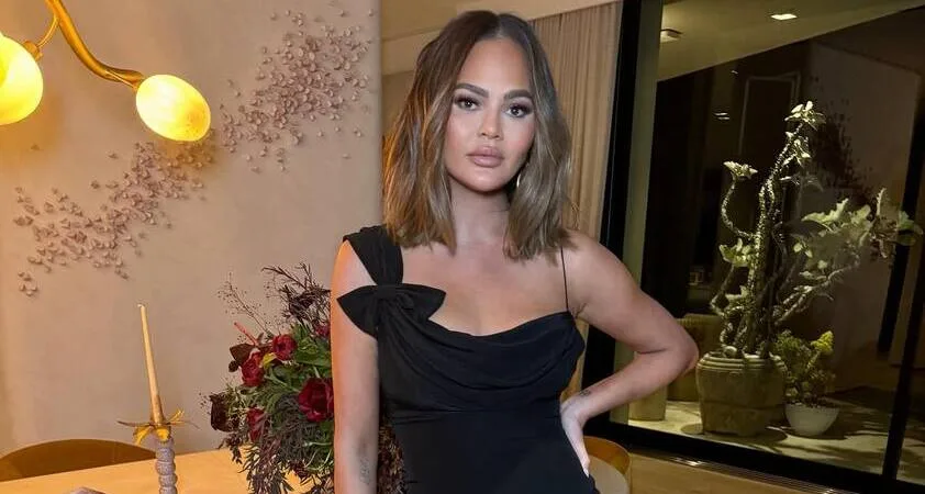 Chrissy Teigen - Modna.si