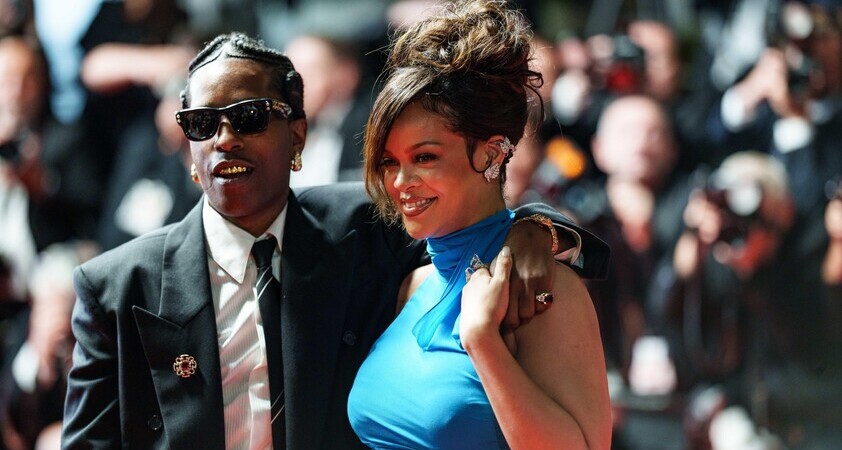 Rihanna in A$AP Rocky pozdravila tretjega otroka in razkrila ime!