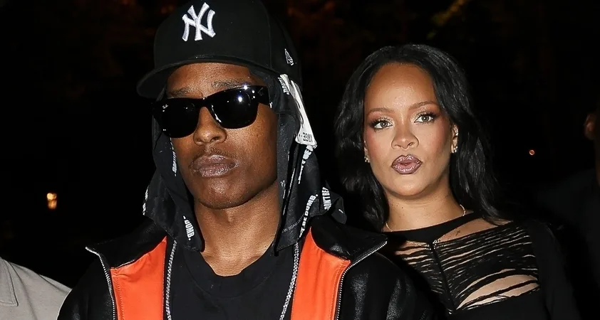 Je A$AP Rocky s tem razkril, da sta se z Rihanno na skrivaj poročila? - Modna.si