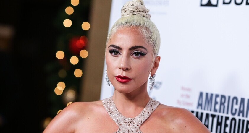 Lady Gaga ustavila koncert zaradi grozljivega trenutka na odru
