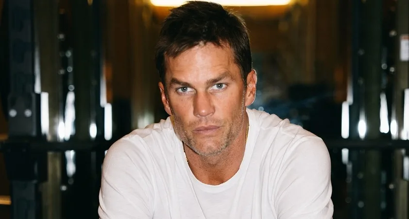 Ali to pomeni, da je 48-letni Tom Brady v zvezi s to 25-letno influencerko? - Modna.si