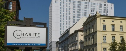 Zavarovanci Dr Best se med drugim zdravijo na berlinski univerzitetni kliniki Charité, ki se na različnih področjih redno uvršča med najboljše na svetu - Modna.si