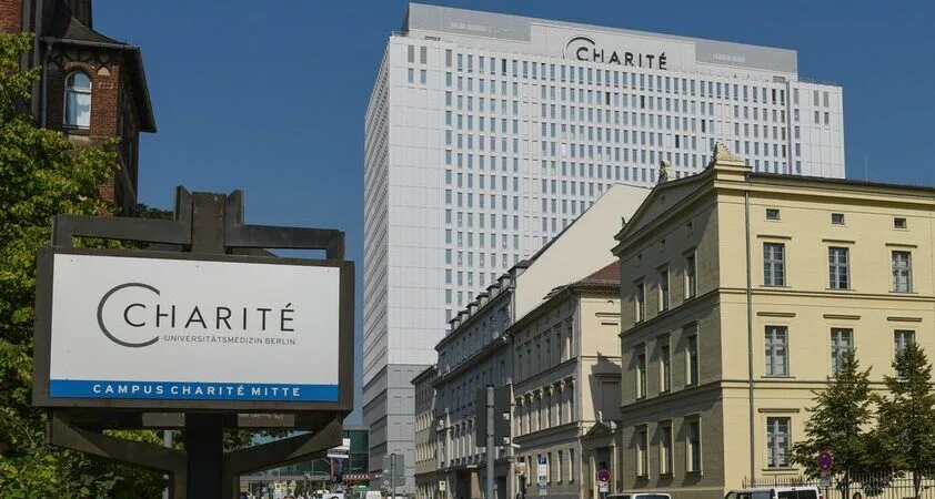 Zavarovanci Dr Best se med drugim zdravijo na berlinski univerzitetni kliniki Charité, ki se na različnih področjih redno uvršča med najboljše na svetu - Modna.si