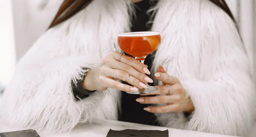 5 trendov nohtov, ki bodo zaznamovali leto 2026 - Modna.si