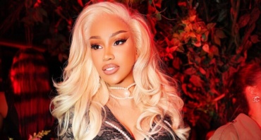 Super Bowl 2026: Zakaj je Cardi B nenadoma v središču pozornosti? - Modna.si