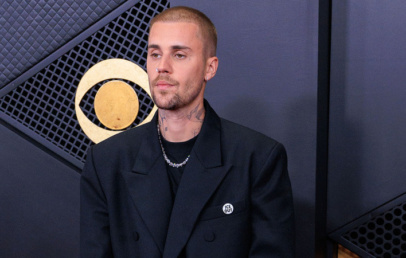 Skoraj gol in povsem iskren: Justin Bieber na Grammyjih 2026 ganil svet - Modna.si