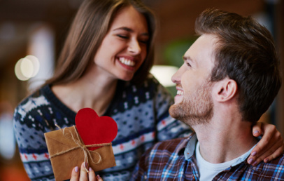 Pet jezikov ljubezni: kako pokazati ljubezen na pravi način - Modna.si