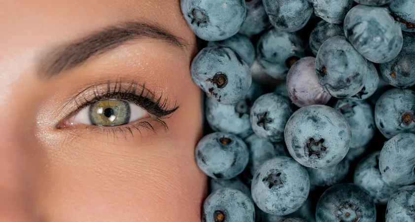 Pozabite na drage kreme: 3 živila, ki naravno povečajo kolagen in zgladijo kožo - Modna.si