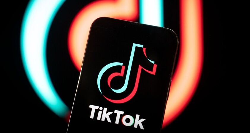 Razkritih 10 najbolj spremljanih TikTok zvezdnikov ta hip