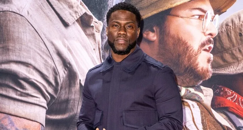 Kevin Hart šokiran nad svojo voščeno podobo: "Kdo hudiča je to?!" - Modna.si
