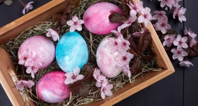 Velikonočni pirhi: Tie dye vzorec s stepeno smetano, ki očara na prvi pogled - Modna.si