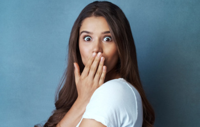 Kako dejansko ustaviti kolcanje? To so 3 učinkoviti triki, ki jih morate poskusiti - Modna.si