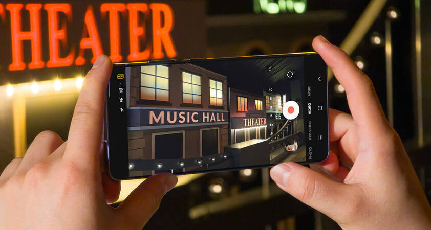 Od amaterke do režiserke s pomočjo generativne inteligence