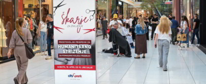 V Cityparku na dobrodelnem striženju zbrali kar 2.600 evrov! - Modna.si