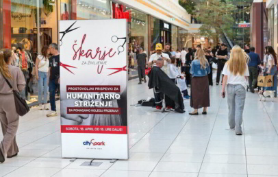 V Cityparku na dobrodelnem striženju zbrali kar 2.600 evrov! - Modna.si