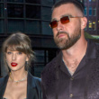 Taylor Swift in Travis Kelce sproščena na poroki v Grčiji