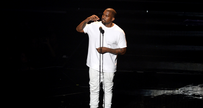 Kanye West stresel Istanbul: pred 118.000 oboževalci podrl zgodovinski rekord