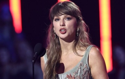 Taylor Swift nastopila na premieri filma Toy Story 5 in film označila za mojstrovino - Modna.si