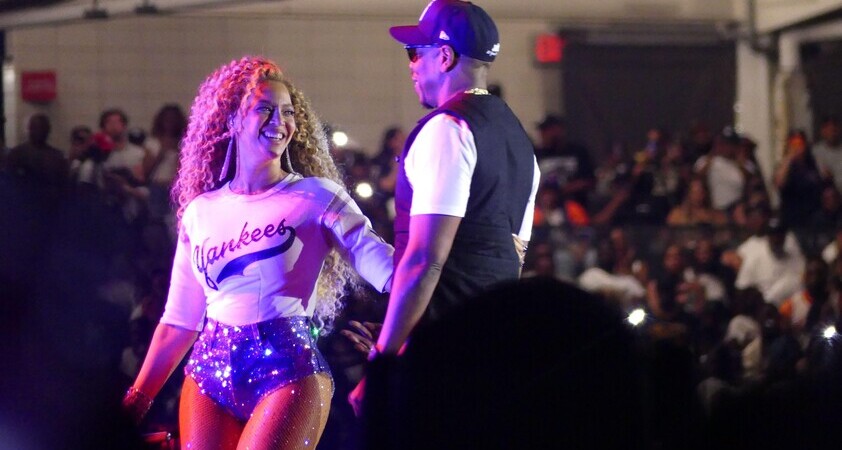 Beyonce presenetila na koncertu Jay-Z-ja in navdušila z nastopom