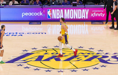 Los Angeles Lakers dobil nova lastnika: klub prodan za rekordnih 12,5 milijarde dolarjev - Modna.si