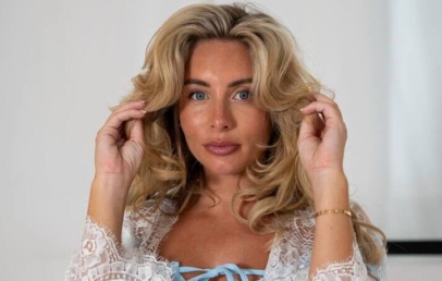 Only Fans zvezdnica Bonnie Blue postala mamica! - Modna.si