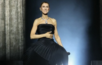 Celine Dion po šestih letih spet na odru - njena vrnitev v Parizu ganila do solz - Modna.si