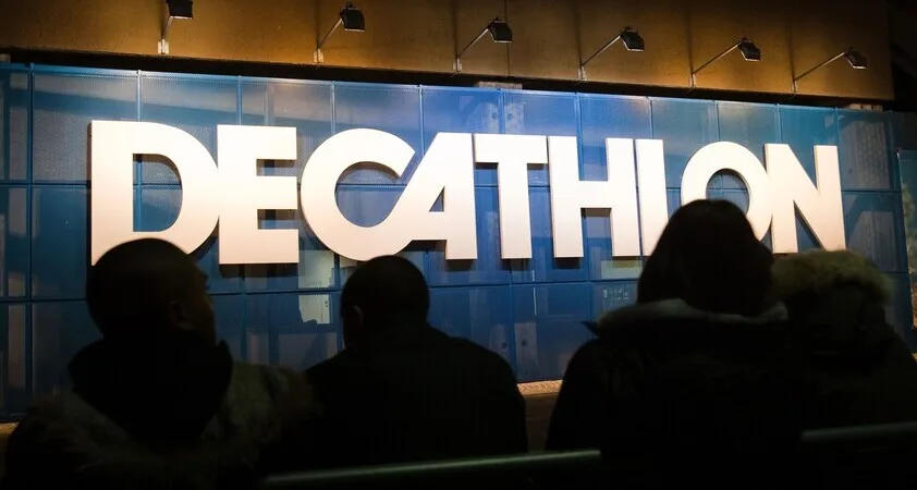 Športni navdušenci, pozor! V ALEJO konec leta prihaja Decathlon - Modna.si
