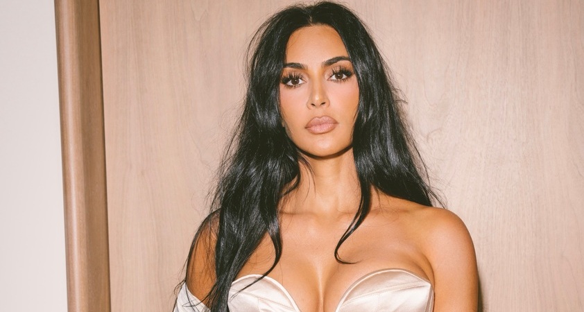 Kim Kardashian razkrila, koliko varušk skrbi za njene štiri otroke – več, kot si misliš!