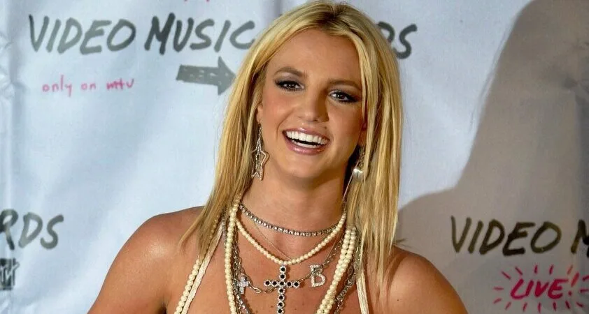 Zakaj je Britney Spears šele zdaj izdala pesem, ki jo je posnela že pred 25 leti - Modna.si
