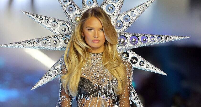 Drama med Victoria's Secret in manekenko Romee Strijd se nadaljuje - Modna.si